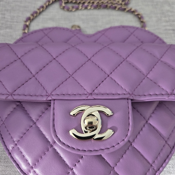 Chanel Purple Quilted Women's Bag - Picture 11 of 13